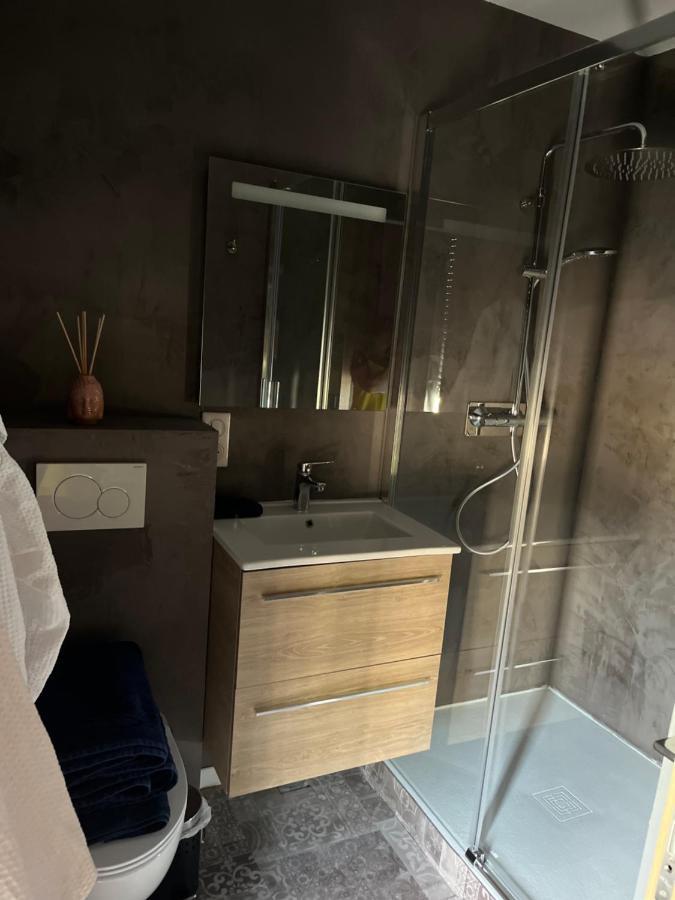 Love Room Gémozac 외부 사진