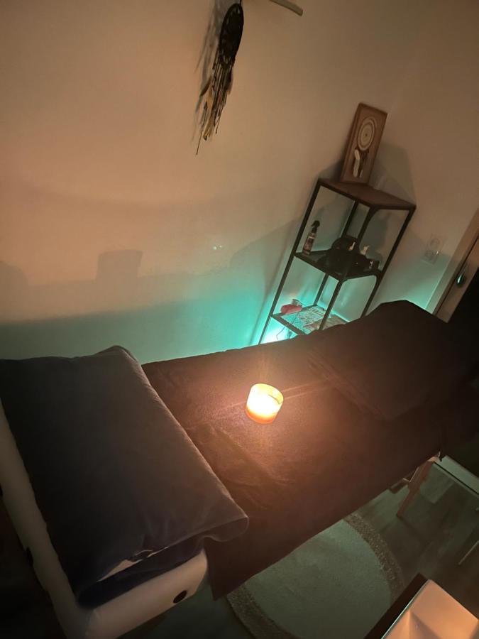 Love Room Gémozac 외부 사진